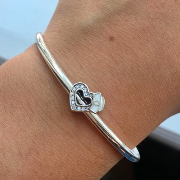 Nurse charm for Bracelet or necklace - Picture 1 of 4